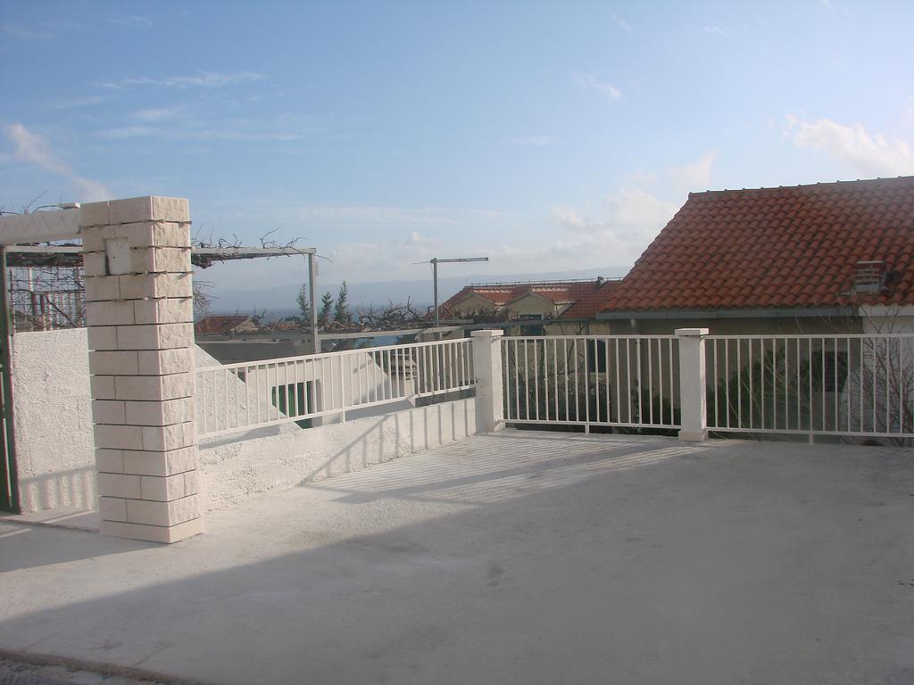 Apartman Restovic Bol Luaran gambar