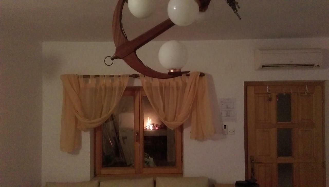 Apartman Restovic Bol Luaran gambar