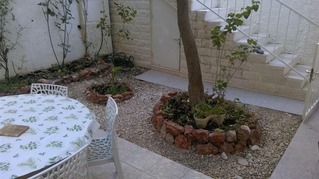 Apartman Restovic Bol Luaran gambar