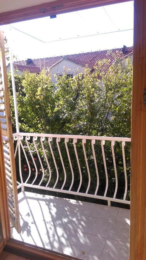 Apartman Restovic Bol Luaran gambar